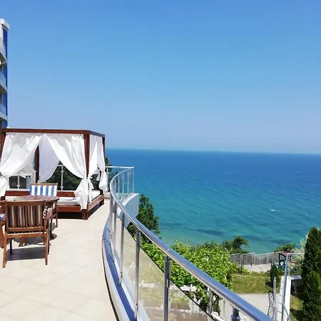Silver Beach Apart